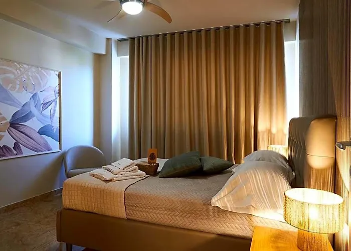 La Marina Apartment Suites