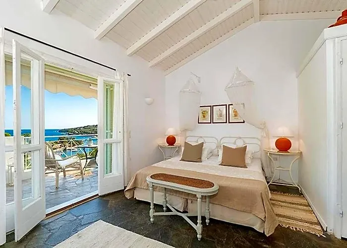 Bay View Hotel