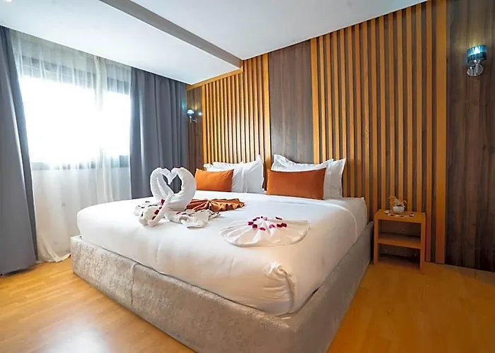 Razane Hotel