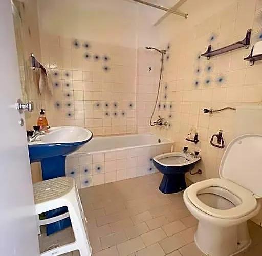 2 Floor Apartment In Alvor