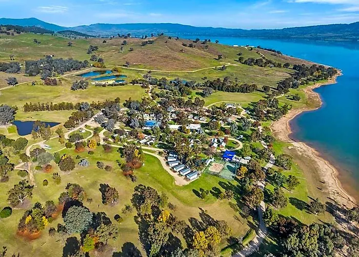 Lake Hume Holiday Park