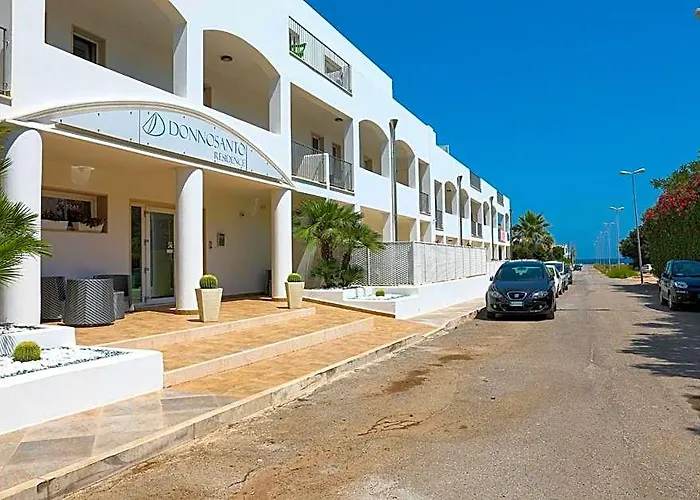 Donnosanto Residence Torre Santa Sabina