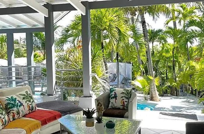 Residence Adam And Eve