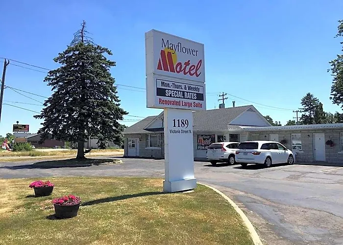 Mayflower Motel