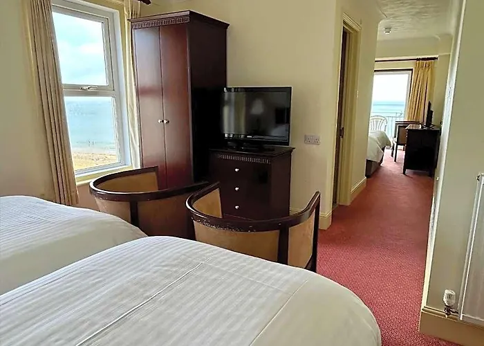 Sandringham Hotel - Seafront, Sandown, Isle Of Wight - Free Car Ferry Ticket For 3 Nts, 1-2 Nts From 109 Pounds