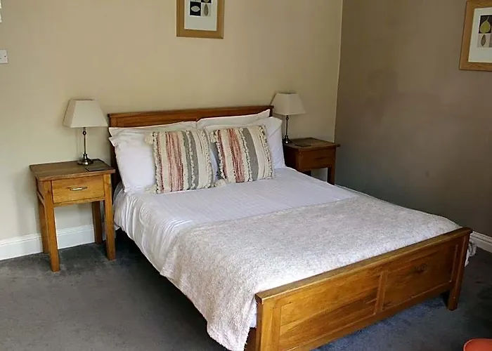 The Crown Hotel