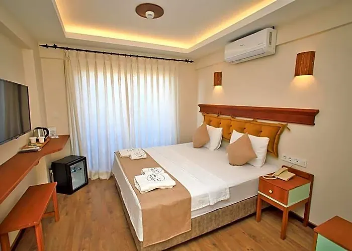 West Coast Boutique Hotel