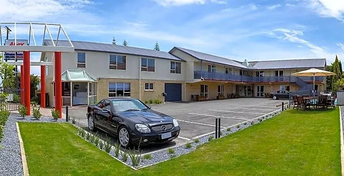 Apex Motor Lodge