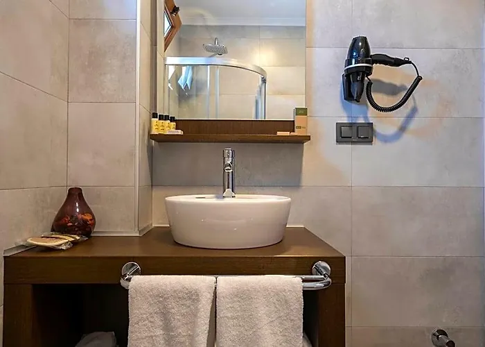 West House Exclusive Hotel