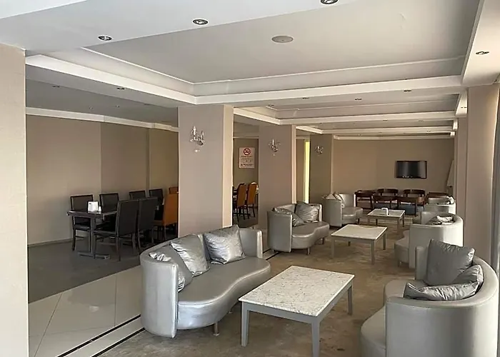 Winecity Hotel