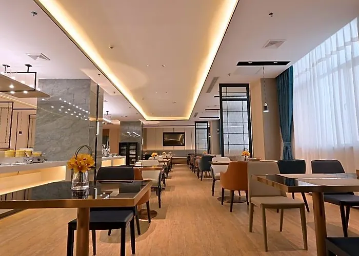 Echarm Hotel Zhangye West Railway Station Gulou