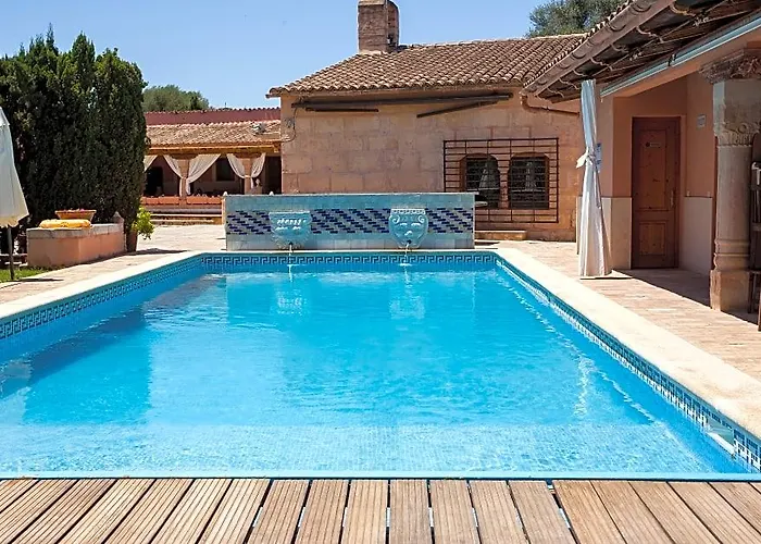 Es Revellar Art Resort