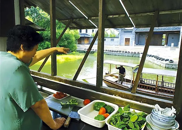 Wuzhen Guesthouse