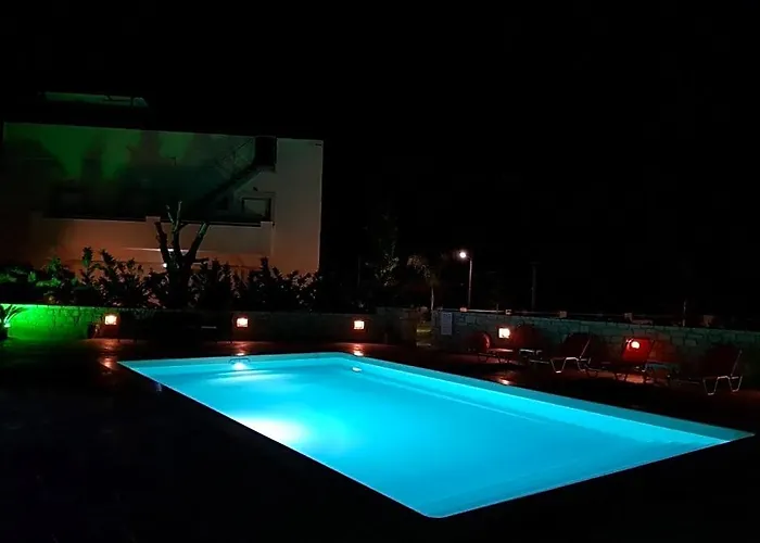 Almyra Apartments & Suites