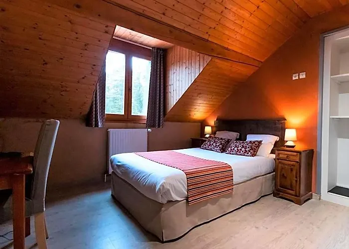 Auberge De La Croix Perrin