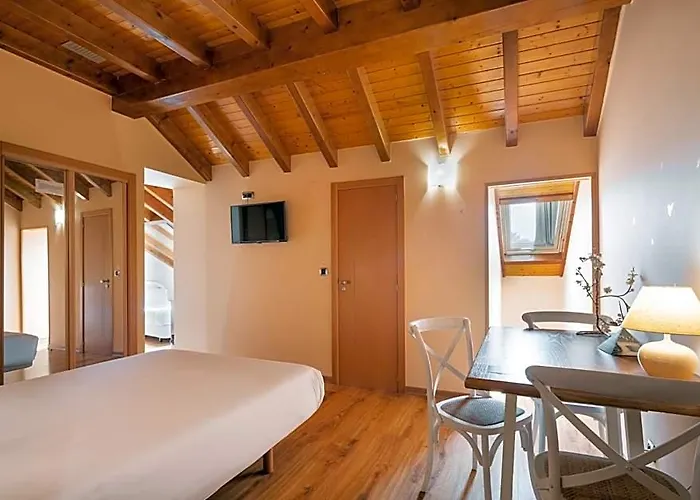 Hotel Alda Lalin