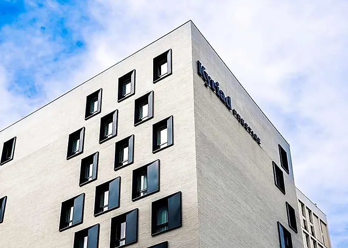 Hotel Kyriad Prestige Paris Asnieres