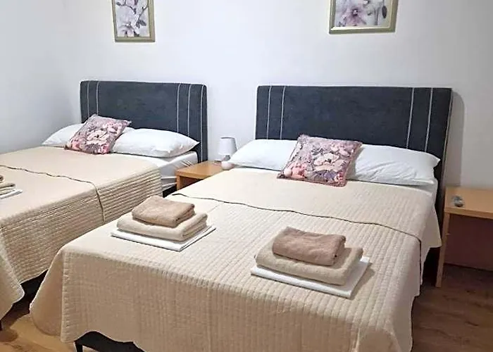 Hotel Riviera, Starigrad Paklenica