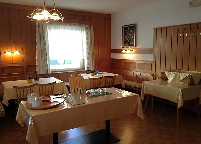 Garni Hofer