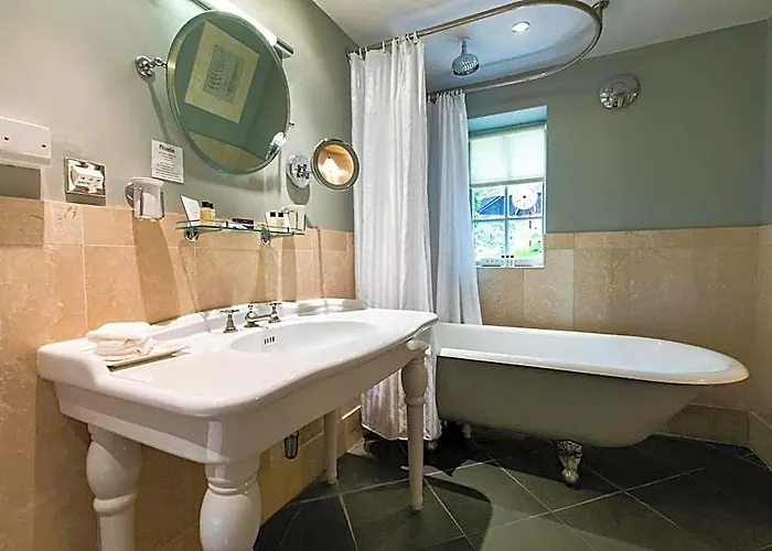 The Hoste And The Vine House Hotels