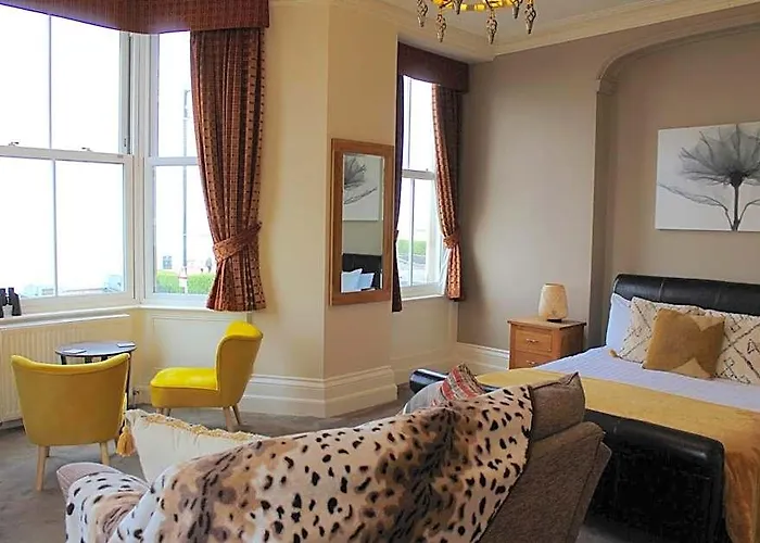 The Crown Hotel