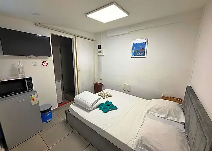 Azur Hotel