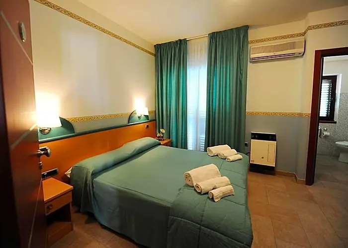 Santa Lucia Hotel