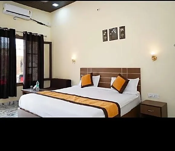 Mahadev Paradise Corbett Resort