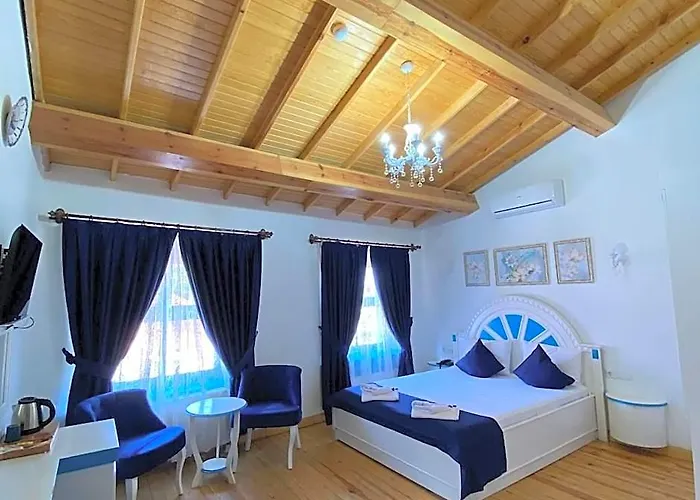 Buyukada Mavi Palas Hotel