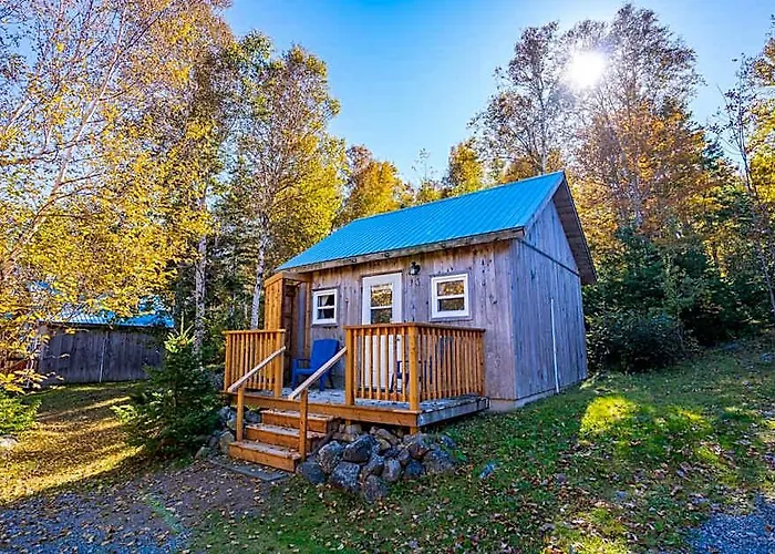 Trailside Accommodations And Outdoor Adventures