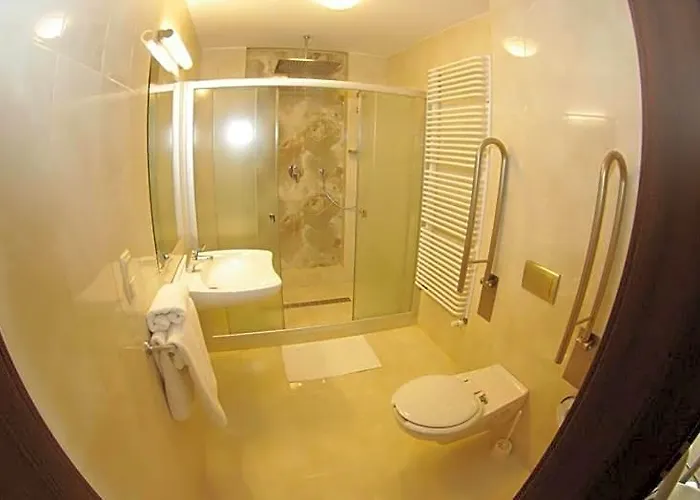 Hotel Pod Zlota Korona