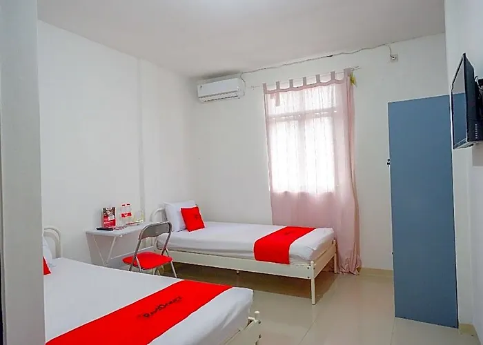 Reddoorz Syariah Near Universitas Jenderal Soedirman 2