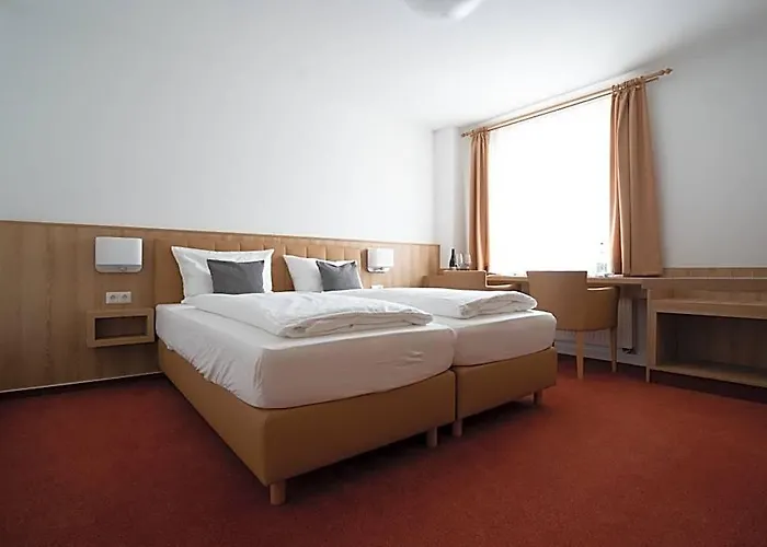 Nineofive Hotel