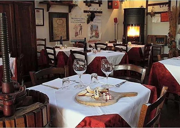 Ristorante Alloggio Ostello Amolara