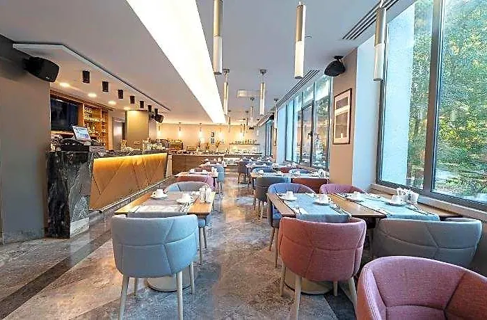 Radisson Hotel Istanbul Harbiye