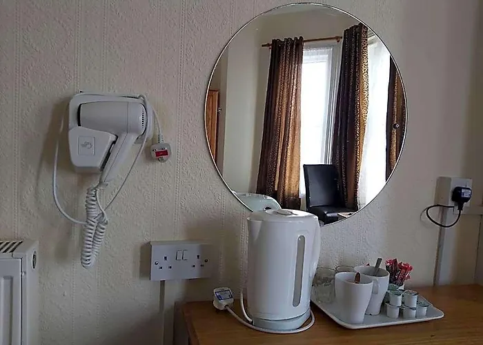 Channel View Hotel