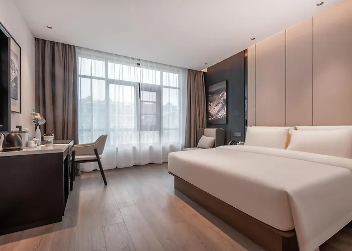 Atour Hotel Jiaojiang Taizhou