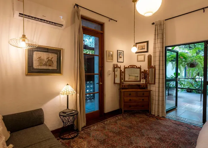 Casa Botanica