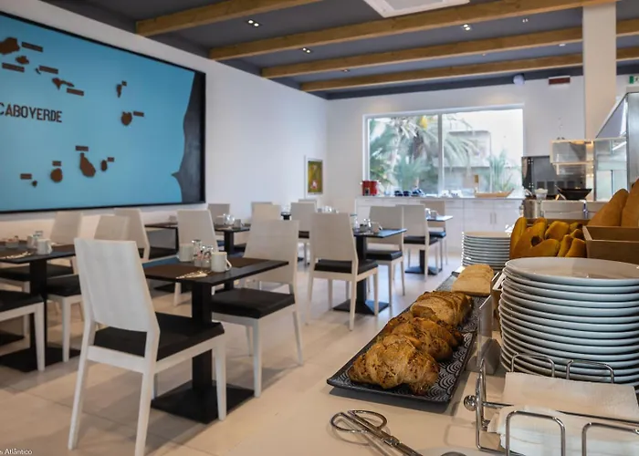Oasis White Hotel