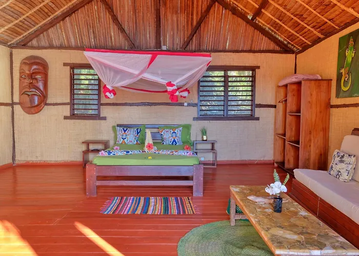 Floraly Komba Hotel - Nosy Komba