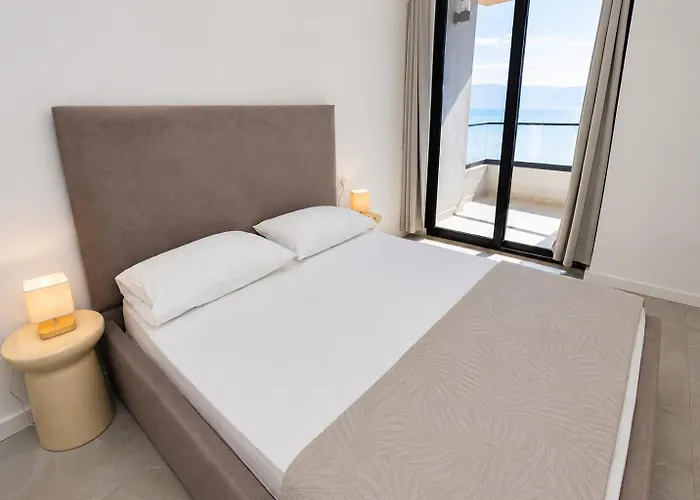 Ideal Sea View Apartment