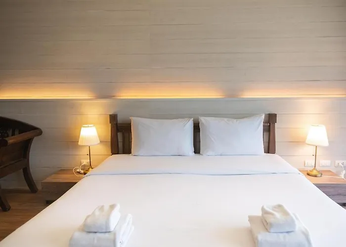B2 Mae Hong Son Premier Hotel