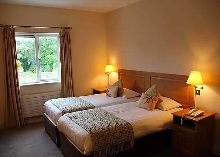 Deebert House Hotel