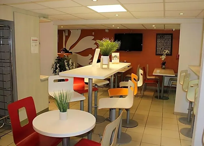 Premiere Classe St Quentin En Yvelines Elancourt