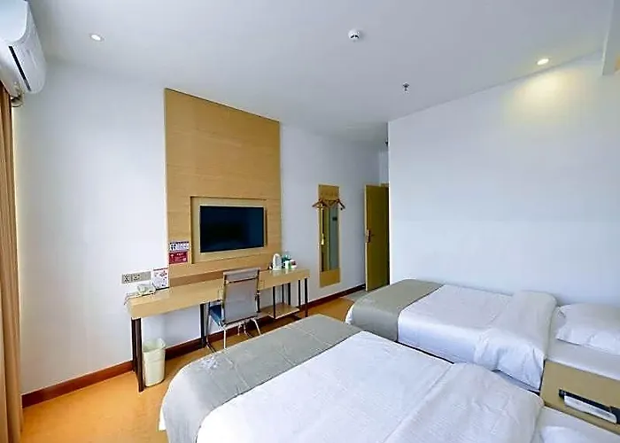 Greentree Inn Dalian Dalian North Railway Station Express Hotel