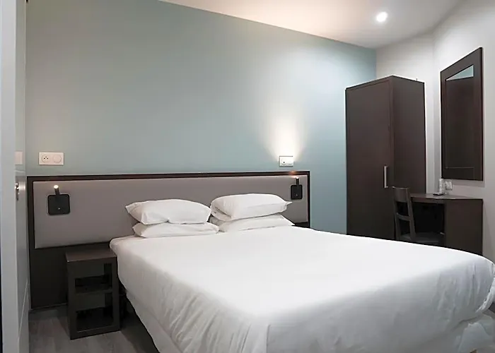 Aero Hotel