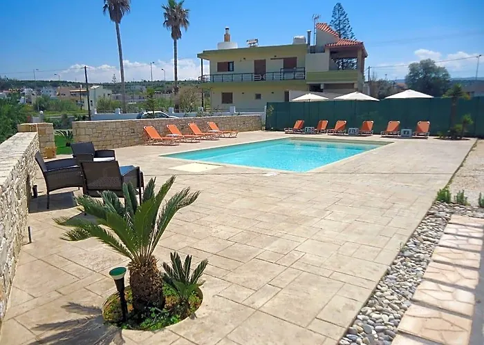 Almyra Apartments & Suites
