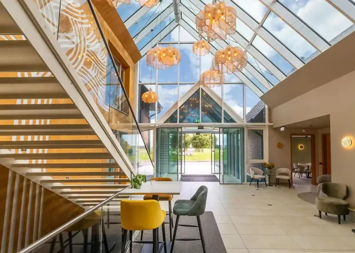 Cozmoss Boutique Hotel
