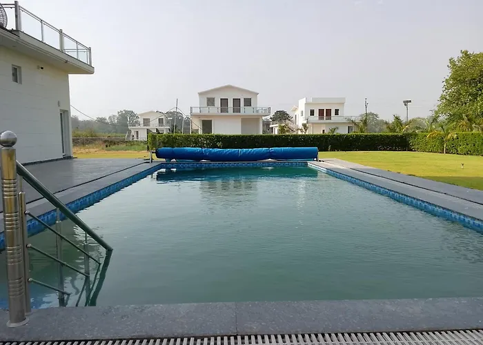 Corbett Krishna Inn