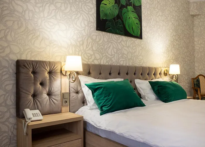 Elit Garden Hotel